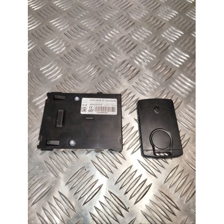 LECTEUR DE CARTE RENAULT GRAND SCENIC 3