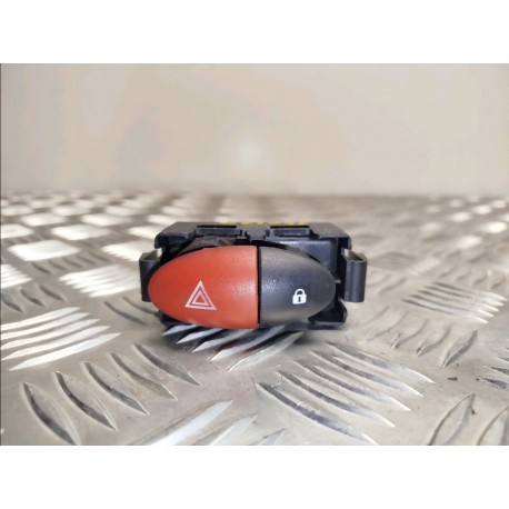 BOUTON DE WARNING RENAULT TWINGO 1.5 DCI - 8V TURBO 2008