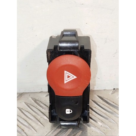 BOUTON DE WARNING RENAULT CLIO 3
