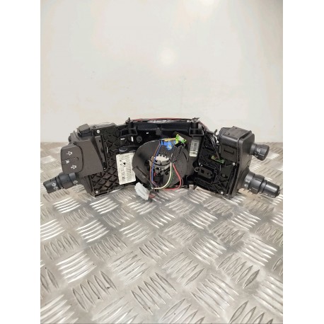 BLOC DE COMMANDE SUR COLONNE DIRECTION RENAULT SCENIC 2