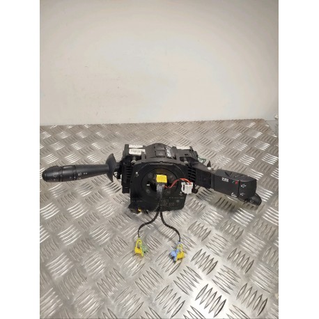 BLOC DE COMMANDE SUR COLONNE DIRECTION RENAULT VEL SATIS