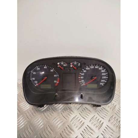 COMPTEUR VOLKSWAGEN GOLF 4 1.6L INJECTION