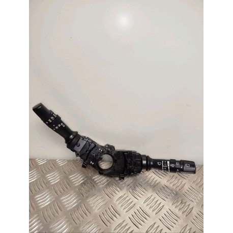 BLOC DE COMMANDE SUR COLONNE DIRECTION HYUNDAI I30 - 2 PHASE 1 1.6 CRDI - 16V TURBO 2014