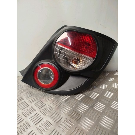 FEU AR D CHEVROLET AVEO