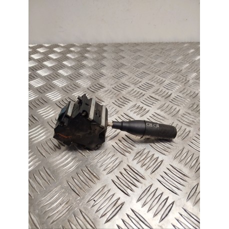 COMMANDE CLIGNOTANT RENAULT  1.2I - 8V 1997