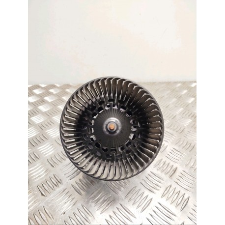 MOTEUR VENTILATEUR CHAUFFAGE PEUGEOT 207 1.4 HDI - 8V TURBO 2012