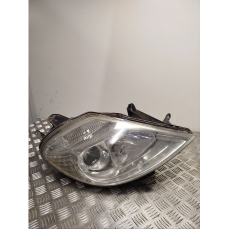 PHARE D CITROEN C8