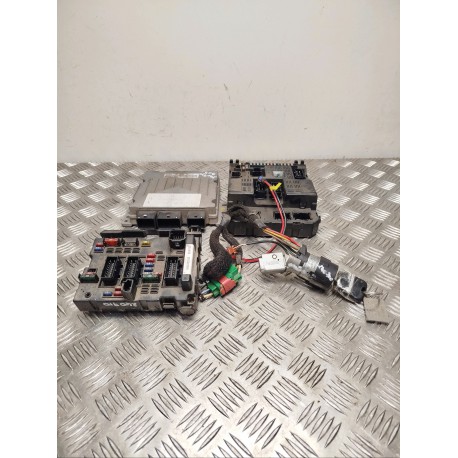 KIT DE DEMARRAGE PEUGEOT 307 PHASE 1 2.0 HDI - 8V TURBO 2002