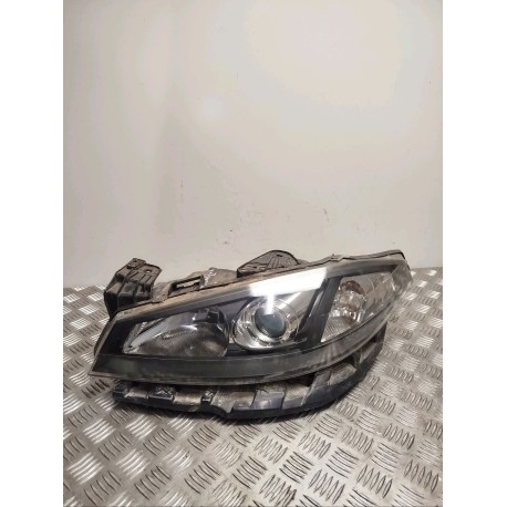 PHARE G RENAULT LAGUNA 2