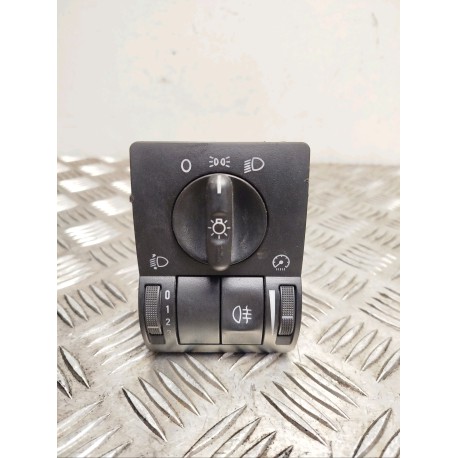 COMMANDE ECLAIRAGE OPEL CORSA C PHASE 2 1.3 CDTI - 16V TURBO 2004