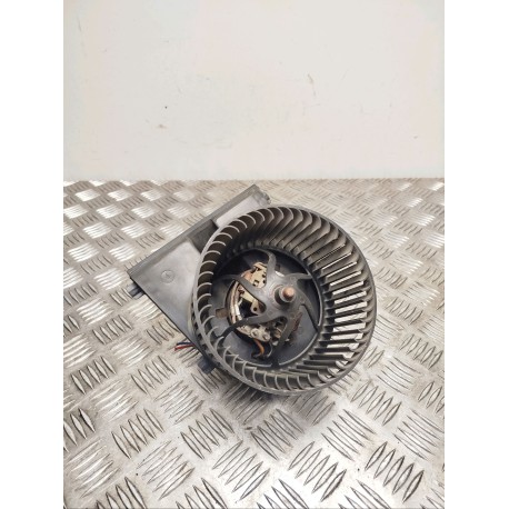 MOTEUR VENTILATEUR CHAUFFAGE VOLKSWAGEN GOLF 4 1.9 TDI - 8V TURBO 2000