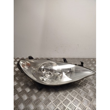 PHARE D PEUGEOT 307