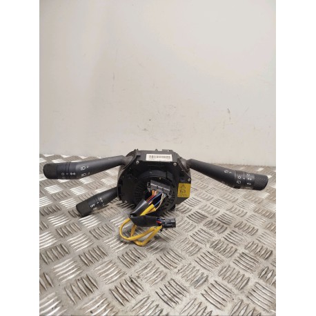 BLOC DE COMMANDE SUR COLONNE DIRECTION FIAT GRANDE PUNTO 3 1.3 JTD - 16V TURBO MULTIJET 2007