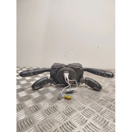 BLOC DE COMMANDE SUR COLONNE DIRECTION PEUGEOT 307 PHASE 1 2.0 HDI - 8V TURBO 2003