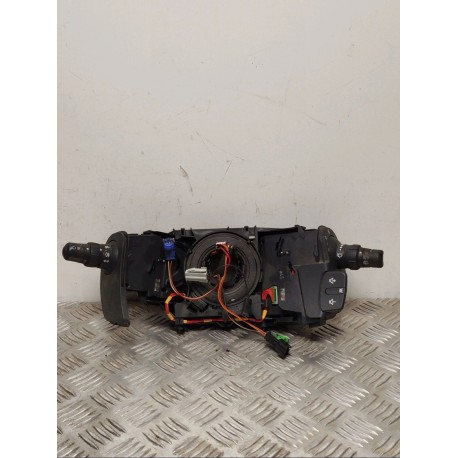 BLOC DE COMMANDE SUR COLONNE DIRECTION RENAULT CLIO 3 PHASE 1 1.5 DCI - 8V TURBO 2007