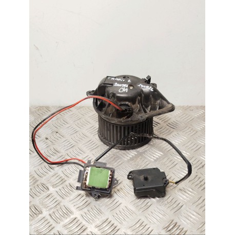 MOTEUR VENTILATEUR CHAUFFAGE RENAULT TRAFIC 2 PHASE 1 1.9 DCI - 8V TURBO 2004