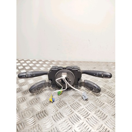 BLOC DE COMMANDE SUR COLONNE DIRECTION CITROEN XSARA PICASSO PHASE 1 2.0 HDI - 8V TURBO 2004