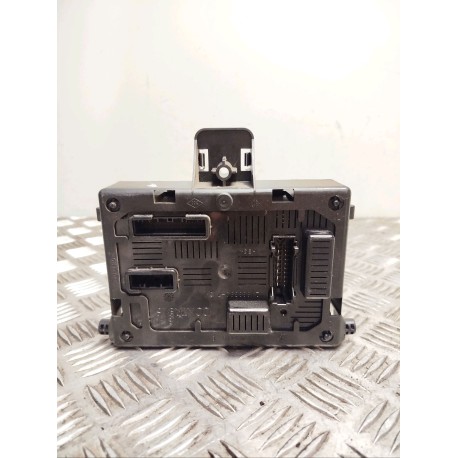 BOITIER BCM RENAULT CLIO 3