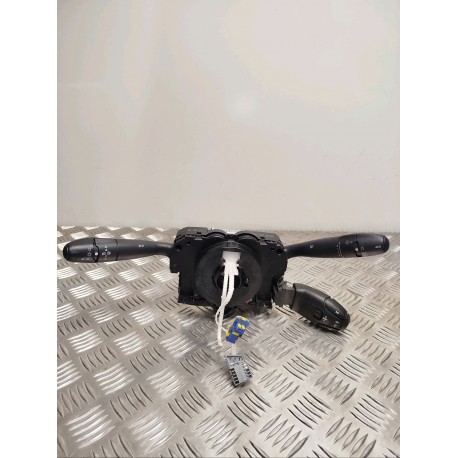 BLOC DE COMMANDE SUR COLONNE DIRECTION CITROEN C2