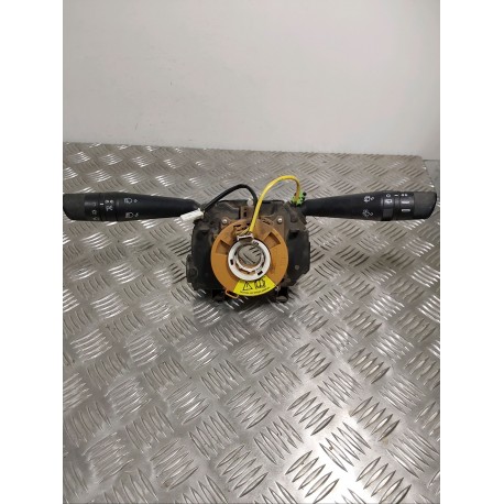 BLOC DE COMMANDE SUR COLONNE DIRECTION PEUGEOT BIPPER