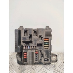 BOITIER FUSIBLE RENAULT
