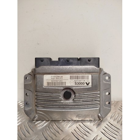 CALCULATEUR MOTEUR RENAULT SCENIC 2 1.6 INJECTION